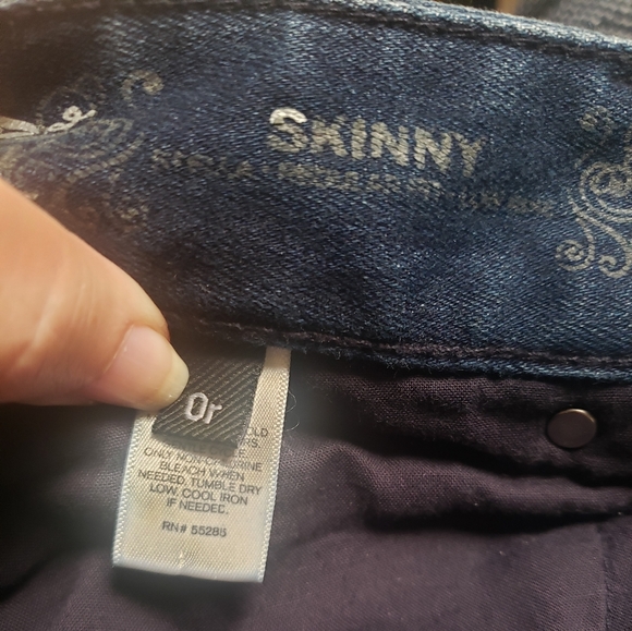 Express Jeans Stella Skinny Low Rise Stretch Embroidered Pockets Slim Size  0 R - Picture 8 of 9